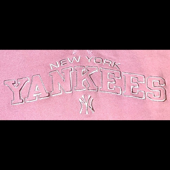 Women’s NEW YORK YANKEES SHORTSLEEVED HOODIE MLB - Picture 1 of 5